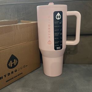 NWT 40oz Hydrojug in sand pink